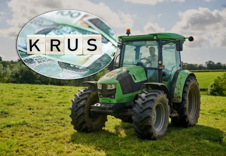Nowe zasady KRUS zapewniają prawo do emerytury rolniczej. Zielony traktor na polu symbolizuje ciężką pracę rolnika.