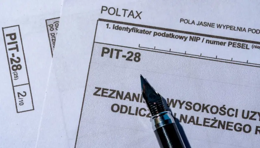 Zeznanie PIT-28 i pióro. Jak rozliczyć PIT-28, przykład wypełnienia formularza podatkowego.