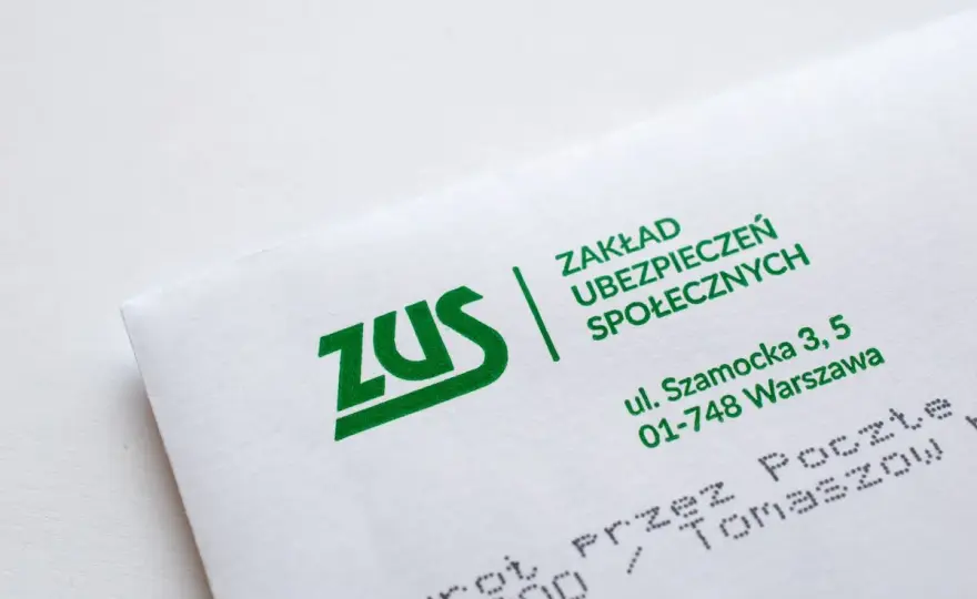 Dodatek pielęgnacyjny - brak podatku? PIT, ZUS, ochrona przed komornikiem