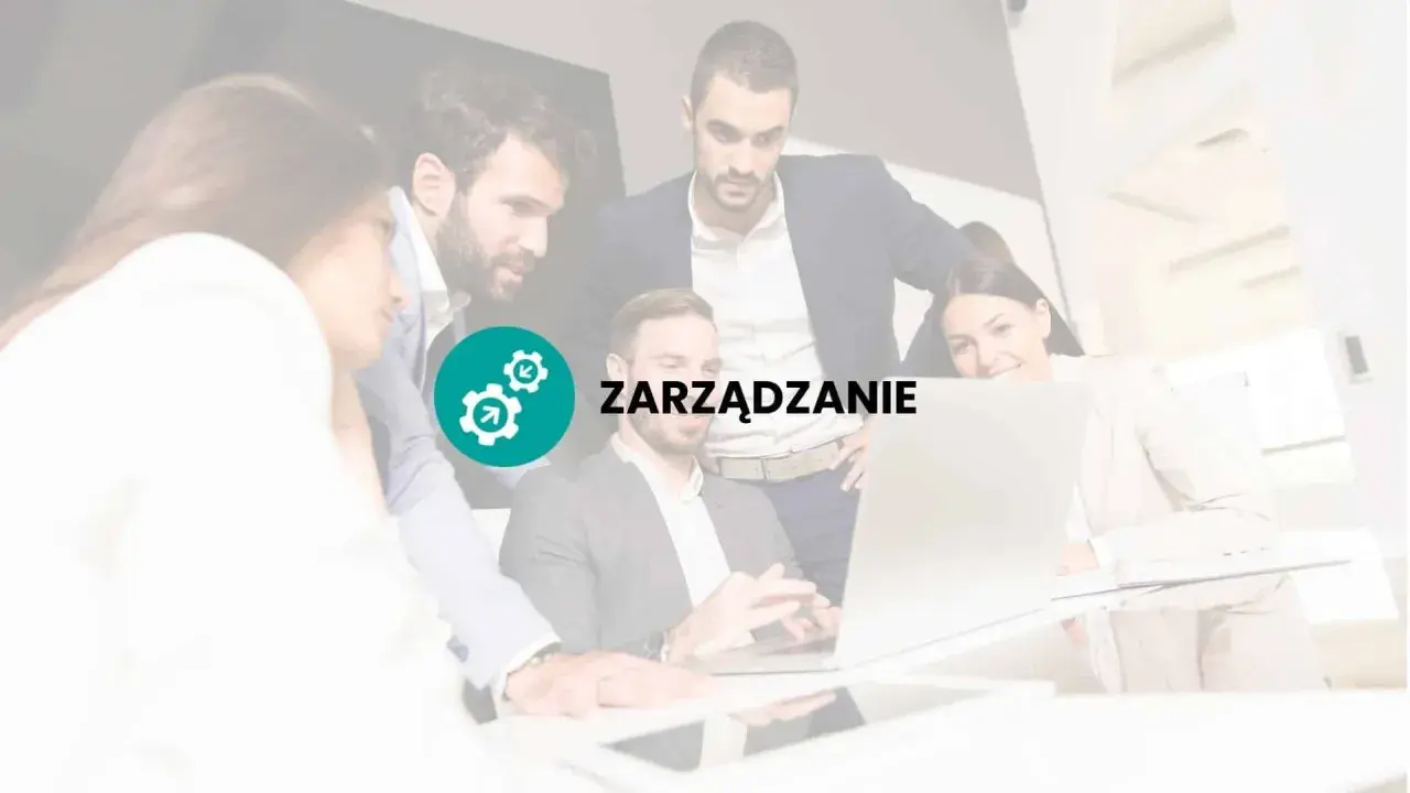 Zespół pracuje nad projektem, dyskutując nad zadaniowym czasem pracy.